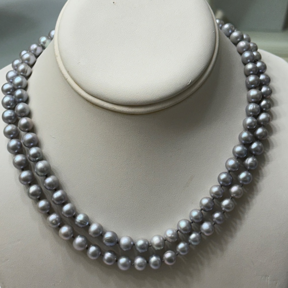 8mm Gray HAND KNOTTED Pearl Strand - 33 Inches